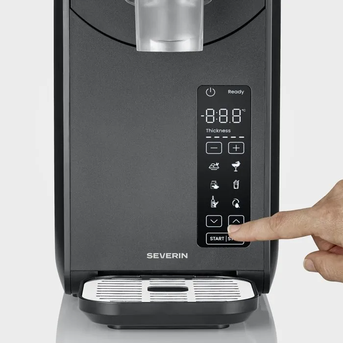 Severin EZ7410 Machine à granités 2 L, 220 W, 5 programmes, boissons glacées, smoothies & cocktails, Noir mat