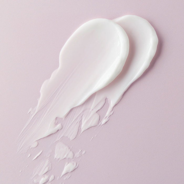 Nivea Crème Mains Réparatrice 3 en 1 Confort 48h pour Mains Sèches et Irritées, Dexpanthénol, 100 ml