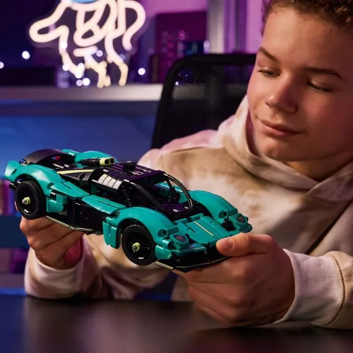 Lego Technic 42208 Aston Martin Valkyrie - Jeu de Construction Voiture de Sport 9 ans 707 Pièces - Moteur V12 & Portes Papillon