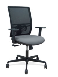 Chaise Yunquera Synchro 4 positions tissu Gris Maille Noir Base en nylon noir Accoudoir 1D Sans appui-tête Roulettes 65mm nylon