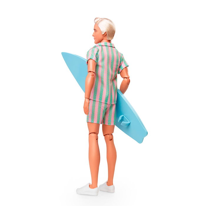 Mattel - Poupée Ken Collectionneur Barbie The Movie - Surfeur - Modèle Articulé - Référence Jbj54 Mattel - Poupée Ken Collectionneur Barbie The Movie - Surfeur - Modèle Articulé - Référence Jbj54