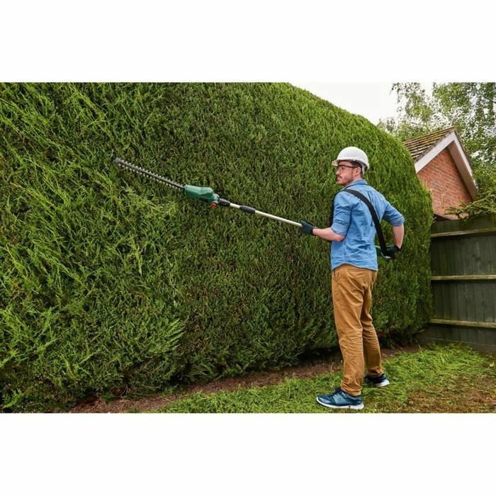 Bosch UniversalHedgePole 18 Taille-Haies sans fil télescopique (43 cm) Bosch UniversalHedgePole 18 Taille-Haies sans fil télescopique (43 cm)