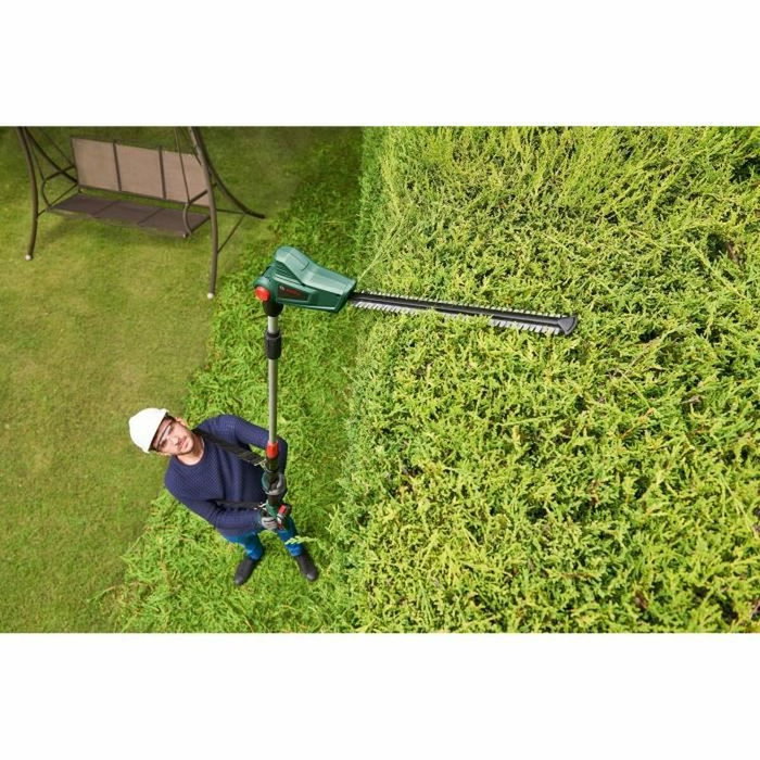 Bosch UniversalHedgePole 18 Taille-Haies sans fil télescopique (43 cm) Bosch UniversalHedgePole 18 Taille-Haies sans fil télescopique (43 cm)