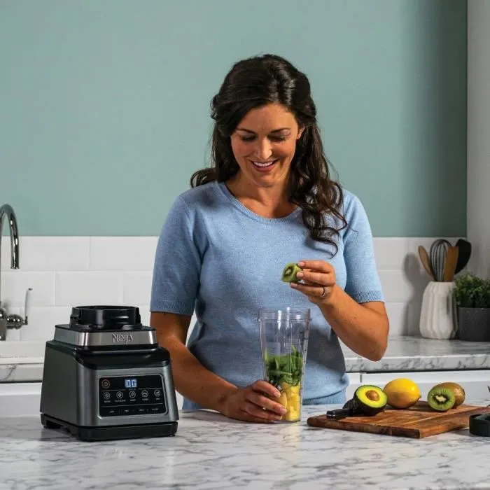 Ninja BN800EU Robot de Cuisine 3-en-1, Mixeur Multifonction 1200 W avec Accessoires en Acier Inoxydable pour Hacher, Mixer, Pétrir