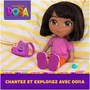 Spin Master Poupée Dora l'exploratrice interactive avec sac à dos - Chante 2 chansons, 10 sons, carte éducative - Jeu bilingue français/anglais - À partir de 3 ans