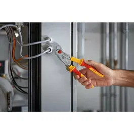 Bosch Pince Multiprises VDE Professionnelle 250 mm - Isolation 1000 V - Acier Chrome Vanadium - Outil Autobloquant pour Écrous et Boulons - Conforme Normes VDE