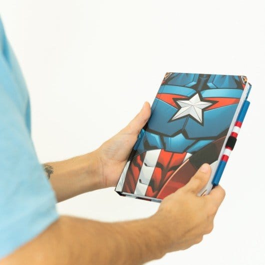 Grupo Erik Carnet Premium Marvel Captain America avec Stylo A5 Grupo Erik Carnet Premium Marvel Captain America avec Stylo A5