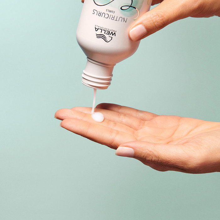 Wella Professionals NUTRICURLS Shampooing Micellaire Cheveux Bouclés Ondulés 250 ml