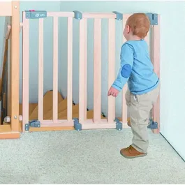 Roba Safety Up Barrière de Sécurité Bébé Escalier Bois Massif Ajustable 93.5 à 120.5 cm Porte à Fermeture Automatique Magnétique