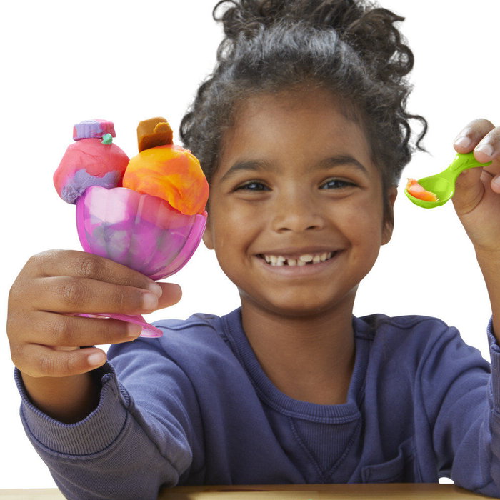 Play-Doh Mes Glaces Arc-en-Ciel, Coffret Sorbetière et Pâte à Modeler Multicolore