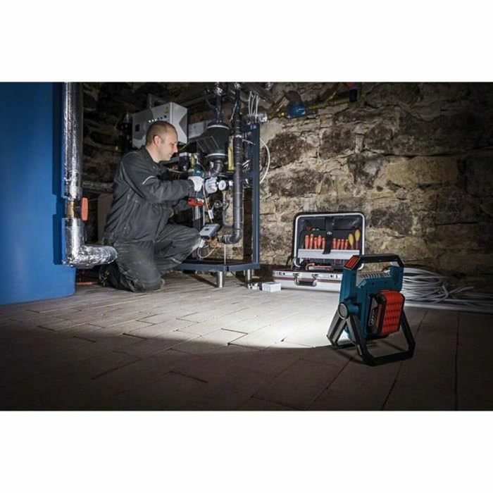 Bosch Professional GLI 18V-1900 Lampe Torche LED 18V Bosch Professional GLI 18V-1900 Lampe Torche LED 18V