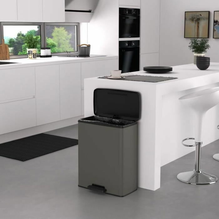 Curver DECO BIN Poubelle à Pédale Rectangulaire 65 L Anthracite Curver DECO BIN Poubelle à Pédale Rectangulaire 65 L Anthracite