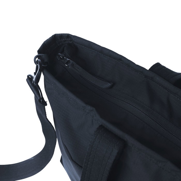 Moment Everything Travel Tote 19L Navy