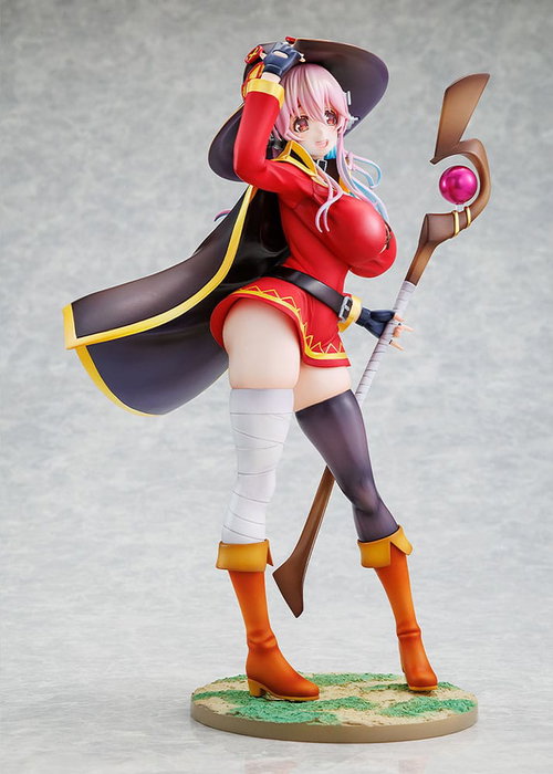 Kadokawa Super Sonico x Konosuba statuette PVC 1/7 Megumin collaboration Ver.