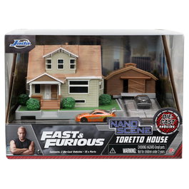 Jada Toys Fast & Furious - Réplique du garage Toretto Diorama, set avec garage et zone extérieur + 2 voitures métalliques à l'échelle nano (Dodge Charger et Toyota Supra)