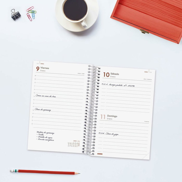 Agenda Finocam YEAR Rouge 11,7 x 18,1 cm 2026