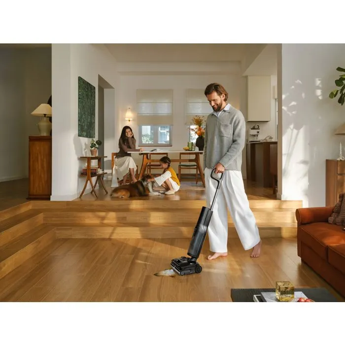 Roborock F25 ACE Pro - Aspirateur balai laveur avec technologie JetFoaming, 25000 Pa d'aspiration, 430 tr/min, nettoyage plat 180° et station auto-nettoyante - Noir