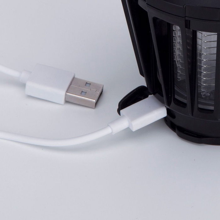 Jata Hogar Lampe Attrape-Moustiques Portative USB 5W 50m² UV LED IPX6 Intérieur/Extérieur ⌀8,8x12,9cm