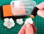 Tsukineko Tampon encreur Delicata Or rose métallique brillant 33x33mm