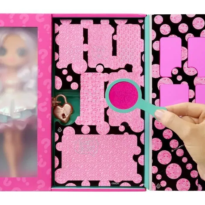 L.O.L. Surprise! OMG Eye Spy - Fairy, Poupée 24 cm avec plus de 15 Surprises, Personnage à Collectionner, Jeu d'Enigmes, à Partir de 4 Ans