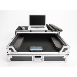 MAGMA Flightcase Workstation XXL Plus 19" pour contrôleurs least 16,4 kg avec rack et bande ordinateur portable