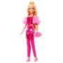 Barbie Poupée Deluxe Style avec tenue rose métallisé et cheveux blonds