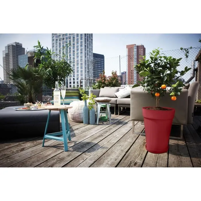 Elho Pot de fleurs Loft Urban Rond, Ø 42 x H 56 cm, Réservoir d'eau intégré, Rouge, 100% recyclé, Pour extérieur Elho Pot de fleurs Loft Urban Rond, Ø 42 x H 56 cm, Réservoir d'eau intégré, Rouge, 100% recyclé, Pour extérieur