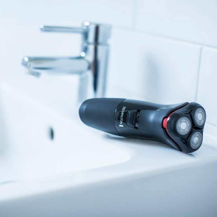 Remington PR1330 PowerSeries Rasoir Électrique Rotatif Noir et Rouge Remington PR1330 PowerSeries Rasoir Électrique Rotatif Noir et Rouge