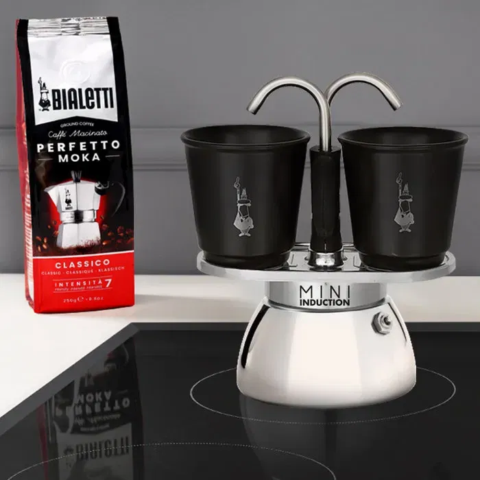 Bialetti Cafetière italienne Moka Mini-Induction 100 ml avec 2 tasses en inox noir - Pour plaque à induction