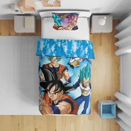 Dragon Ball Z Parure de lit licence officielle Son Goku vs Goku Rosé - Housse de couette 140x200 cm + Taie d'oreiller 63x63 cm - Microfibre