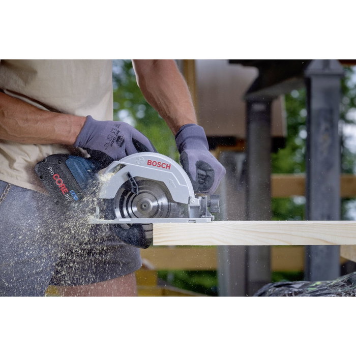 Bosch Professional GKS 18V-57 G Scie circulaire sans fil avec 2 batteries 4,0 Ah, chargeur GAL 18V-40 et L-BOXX