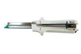 B. Braun Agrafeuse-coupeuse 60mm avec recharge linéaire 4,5 (Vert)</div>