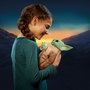 HASBRO - Figure animatronique Baby Yoda The Child Grogu Mandalorian Star Wars, 23 cm, avec sons, mouvements et accessoires interactifs, jouet enfant +4 ans