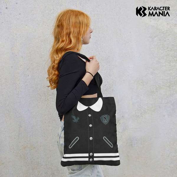 Karactermania - Bolsa de la compra shopping miércoles varsity - Sac de courses réutilisable en coton - Noir - Dimensions 40 x 34 x 1 cm