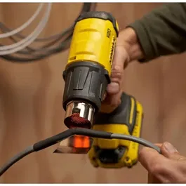 Stanley Fatmax Décapeur Thermique Sans Fil SFMCE530B-XJ - 18V - Température Max 510°C - Sans Batterie - Outillage Électroportatif