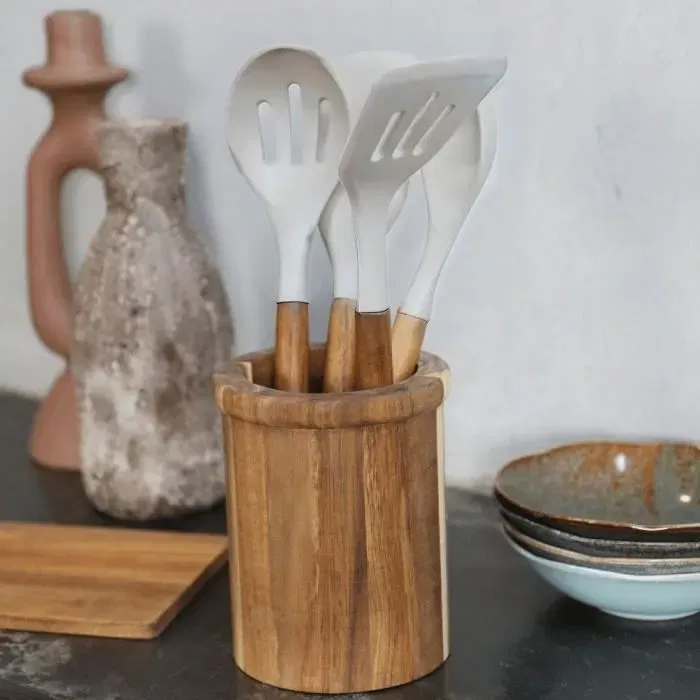 Livoo MES153G Set de 4 ustensiles de cuisine en silicone noir avec pot en acacia FSC 31 cm - Ustensiles spatule, cuillère, fouet Livoo MES153G Set de 4 ustensiles de cuisine en silicone noir avec pot en acacia FSC 31 cm - Ustensiles spatule, cuillère, fouet