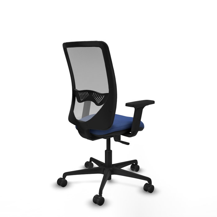 Chaise Zulema Synchro 3 positions tissu Bleu foncé Maille Gris Base en nylon noir Accoudoir 2D Sans appui-tête Roulettes 65mm nylon Chaise Zulema Synchro 3 positions tissu Bleu foncé Maille Gris Base en nylon noir Accoudoir 2D Sans appui-tête Roulettes 65mm nylon