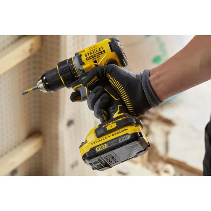 Stanley Fatmax Perceuse-visseuse sans fil 18V Brushless SFMCD720D2K-QW - 80 Nm - Avec 2 batteries Li-ion 2 Ah et chargeur Stanley Fatmax Perceuse-visseuse sans fil 18V Brushless SFMCD720D2K-QW - 80 Nm - Avec 2 batteries Li-ion 2 Ah et chargeur