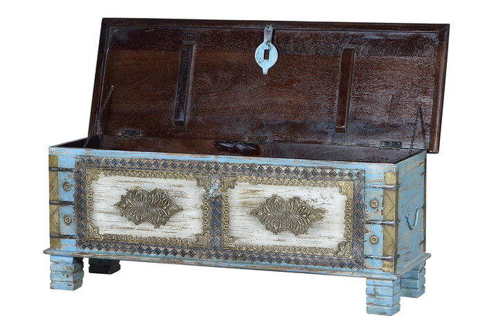 GINER Y COLOMER Buffet coffre en bois de manguier massif bleu vieilli et cerisier avec détails en bronze - 45 x 116 x 40 cm