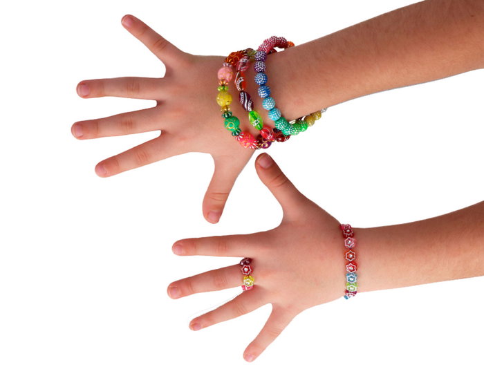 Innspiro Perles rondes en plastique multicolores avec pois argentés 8mm