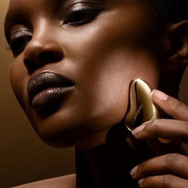 Clarins Pierre de Massage Précieuse Or pour le Visage - Accessoire de Soin de la Peau