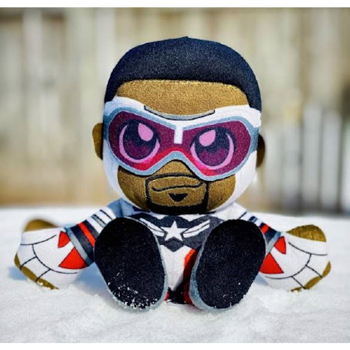 Uncanny Brands Peluche Marvel Sam Wilson – Tissu polaire doux, inspiration Chibi, 15-16 cm