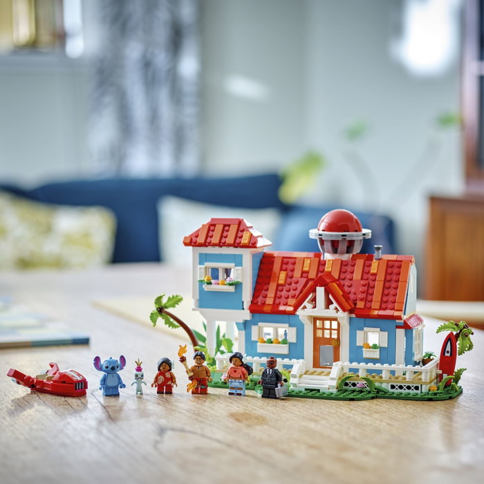 LEGO Disney Classic 43268 Lilo and Stitch Beach House LEGO Disney Classic 43268 Lilo and Stitch Beach House
