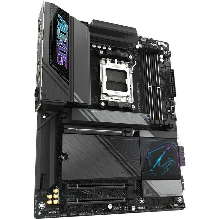 Gigabyte X870E AORUS PRO Carte mère AMD Socket AM5 (ATX) - Support AMD Ryzen 9000, DDR5 8000MHz (OC), 16+2+2 Phases VRM, Wi-Fi 7, USB4, 2.5 GbE, 4x M.2