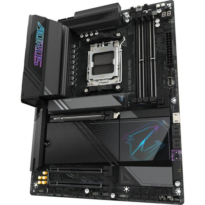 Gigabyte X870E AORUS PRO Carte mère AMD Socket AM5 (ATX) - Support AMD Ryzen 9000, DDR5 8000MHz (OC), 16+2+2 Phases VRM, Wi-Fi 7, USB4, 2.5 GbE, 4x M.2