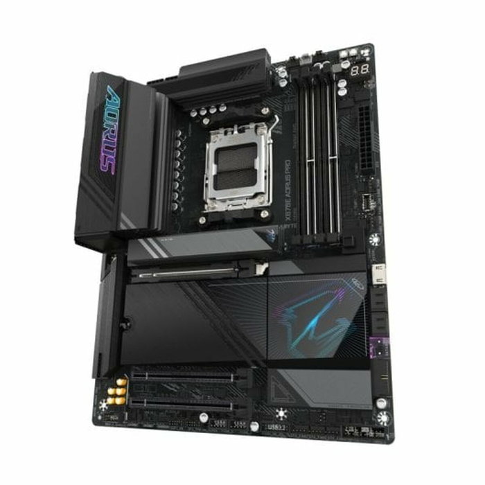 Gigabyte X870E AORUS PRO Carte mère AMD Socket AM5 (ATX) - Support AMD Ryzen 9000, DDR5 8000MHz (OC), 16+2+2 Phases VRM, Wi-Fi 7, USB4, 2.5 GbE, 4x M.2