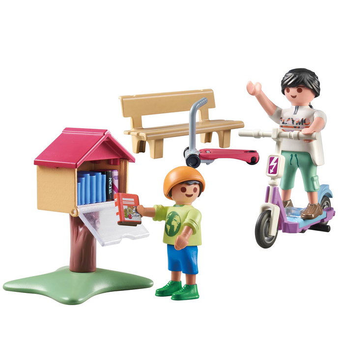 PLAYMOBIL Interchange de livres - Ma vie 71511 - Figurine mère et enfant avec scooters et bibliothèque - Jouet éducatif +4 ans - Multilingue PLAYMOBIL Interchange de livres - Ma vie 71511 - Figurine mère et enfant avec scooters et bibliothèque - Jouet éducatif +4 ans - Multilingue