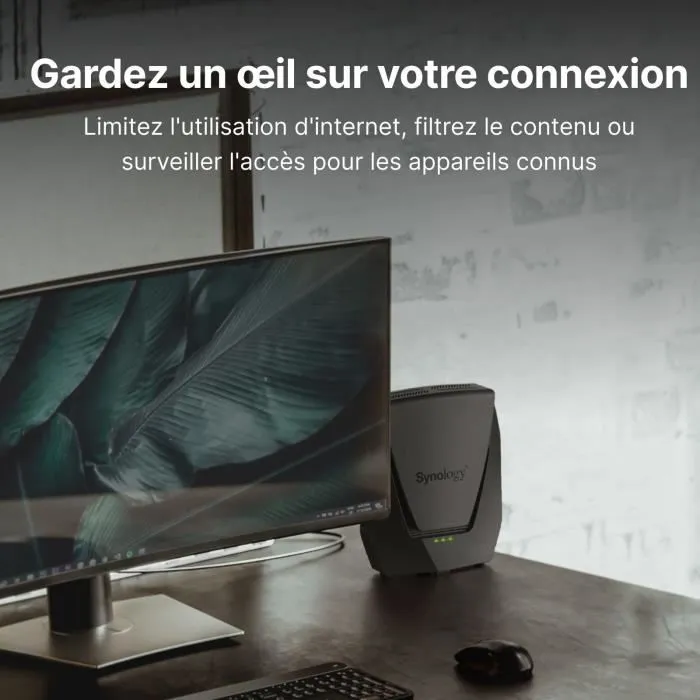 Synology WRX560 - Routeur WiFi 6 Mesh Dual band jusqu'à 3 Gbit/s avec commutateur 4 ports - Gris Synology WRX560 - Routeur WiFi 6 Mesh Dual band jusqu'à 3 Gbit/s avec commutateur 4 ports - Gris