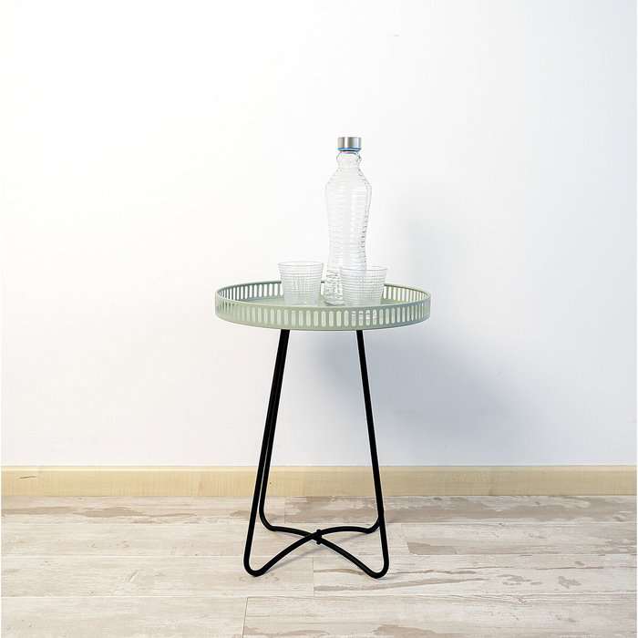 Vinthera Table d'appoint Moa Noir Vert (Lot de 6) Vinthera Table d'appoint Moa Noir Vert (Lot de 6)