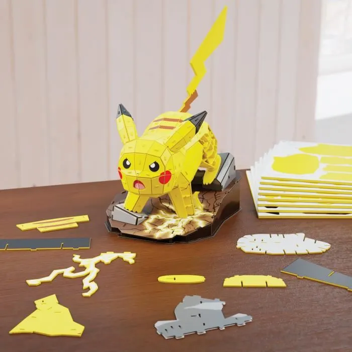 Spin Master Pikachu 4D Build - Maquette-puzzle Pokémon à construire, 201 pièces, montage 1 à 2h, dès 12 ans